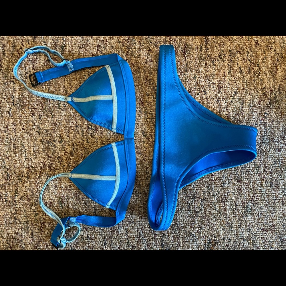 Triangl bikini barely worn!